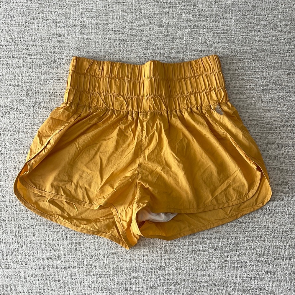 Free People The Way Home Short Yellow / Gold